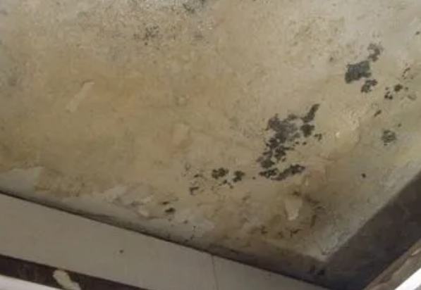 秀洲阳台漏水维修公司分享下秀洲卫生间渗水维修需要注意哪些问题。